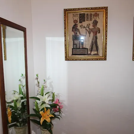 Apartment Calle San Pascual, 190 *